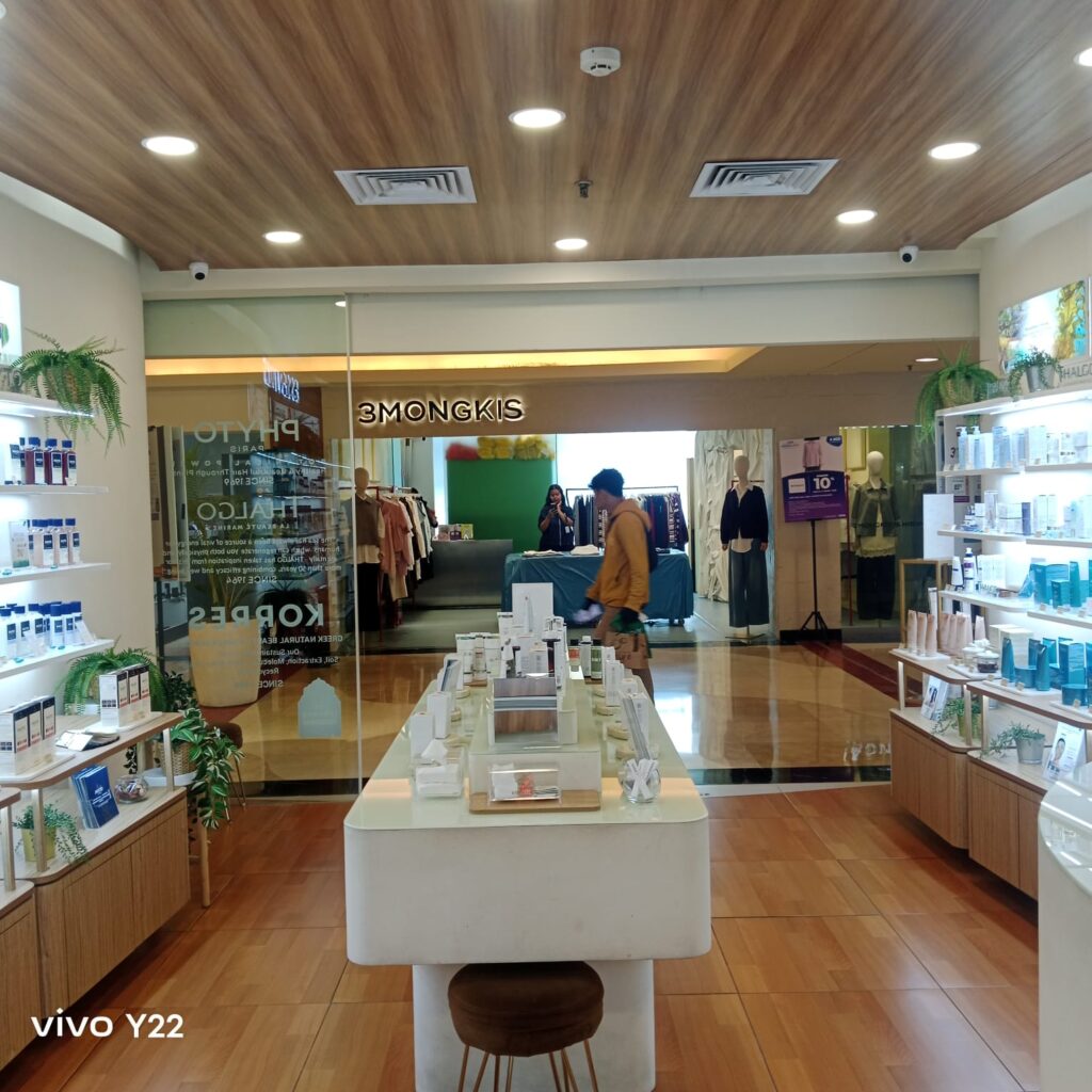 AURA Essentials Pondok Indah Mall 2 (4)